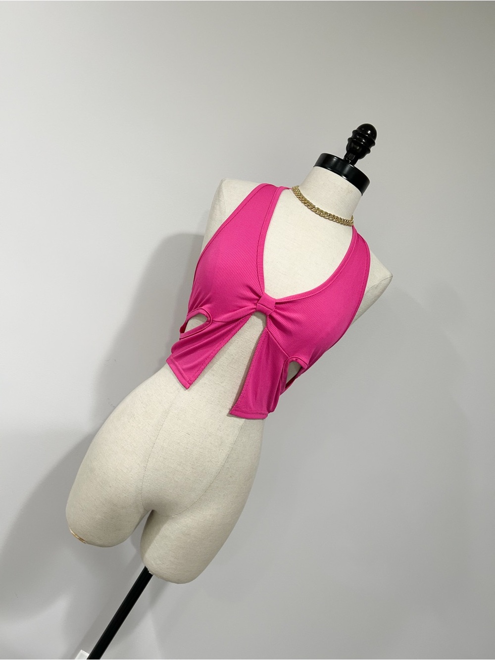 Women's Fuchsia Halter Cutout Knot Crop Top